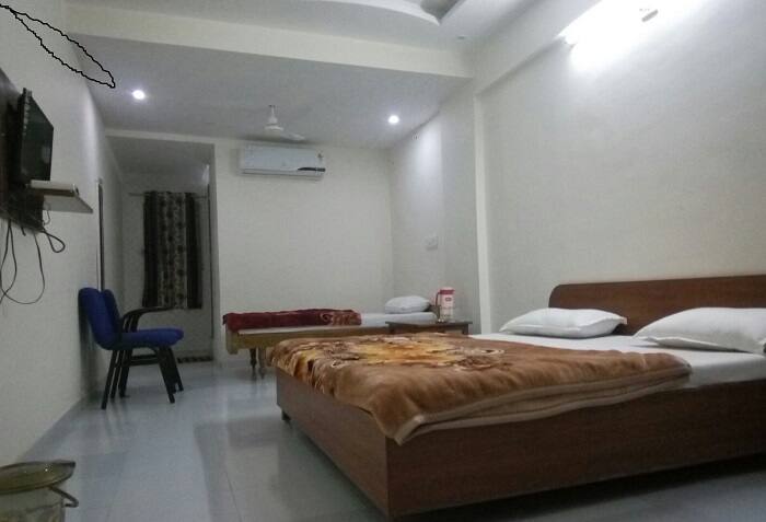Hotel Chandra Palace, Ahmedabad 5