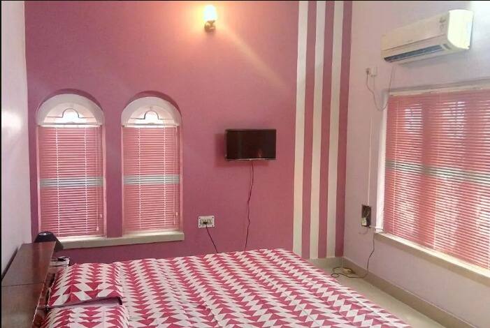 At Rest House, Kolkata 3
