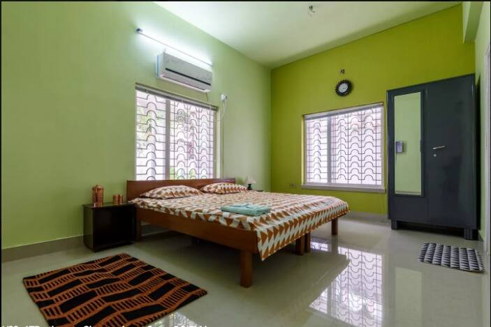 At Rest House, Kolkata 5