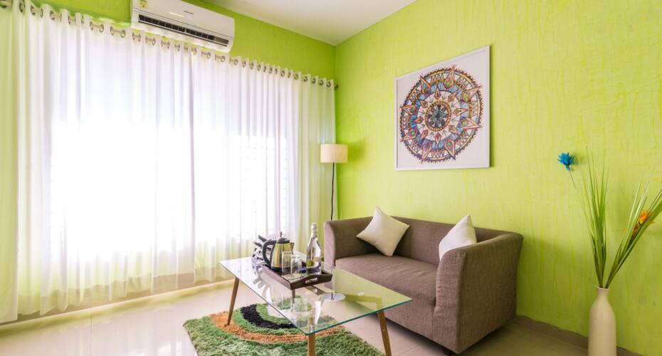 Charming Green Studio near BKC, Mumbai 3