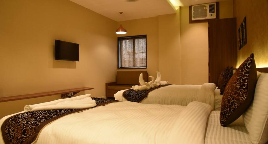 Hotel Ryaan, Raipur 3