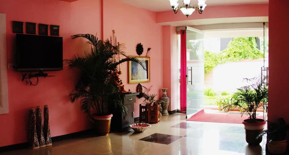Rooms in a Homely Apartment on Kolar Road, Bhopal, Bhopal 3