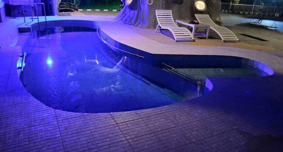 Splendid Tree House with Pool in Bhopal, Bhopal 4