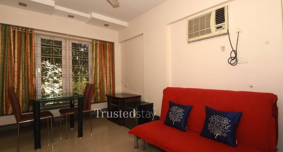 TrustedStay Gurbachan, Mumbai 4