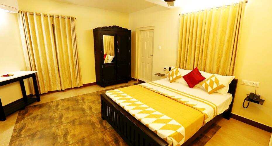 Hotel Nambiar's, Kochi 3