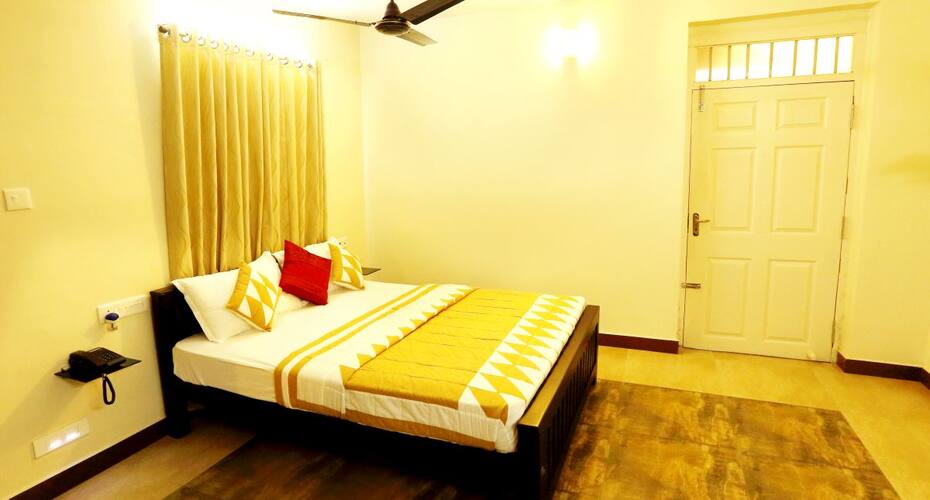 Hotel Nambiar's, Kochi 5