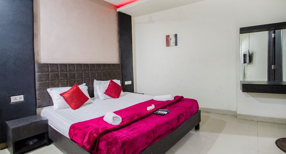 Shilpis Classic Court Hotel, Hyderabad 1
