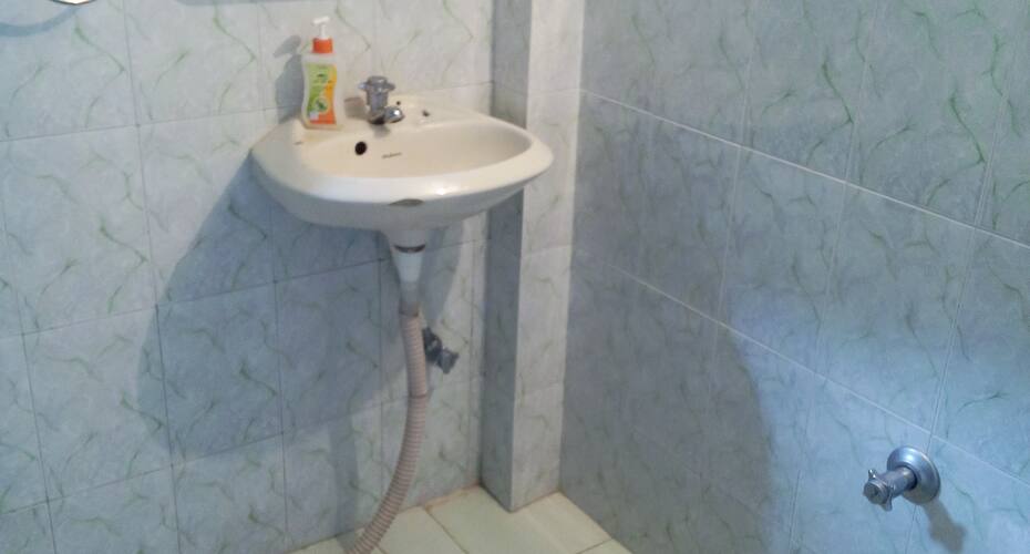 Apple Mountain Villa (Himtourism.com), Dalhousie 5