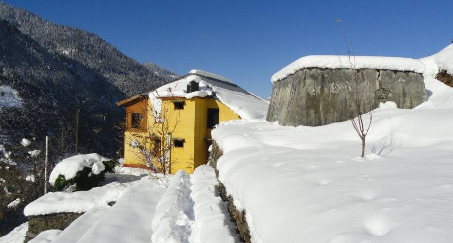 Apple Mountain Villa (Himtourism.com), Dalhousie 2