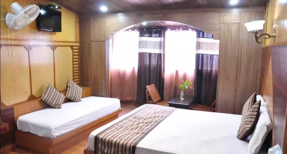 Kohinoor Stays, Shimla 4