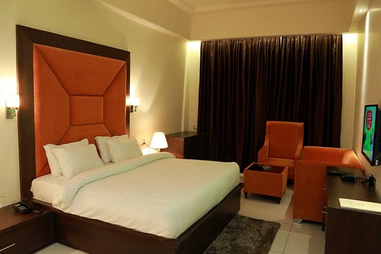 Hotel Grand MarrieVilla, Ludhiana 4