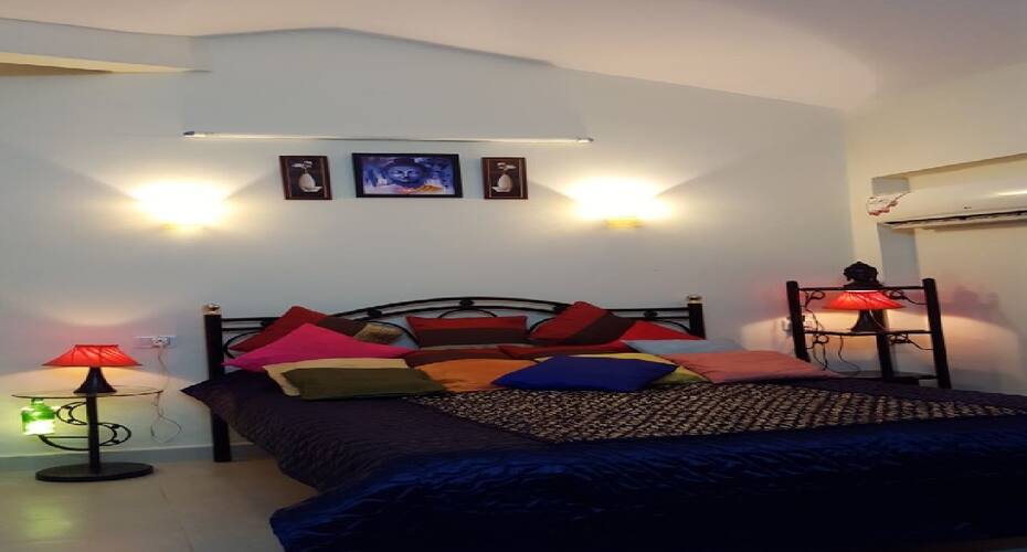 Studio 19 Holiday w/Spacious terrace /Pool North Goa, Goa 2