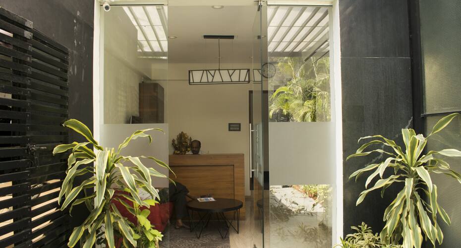 Hotel Cozy Inn, Pune 3