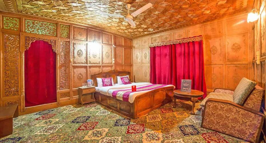 Shiraz Houseboat, Srinagar 5
