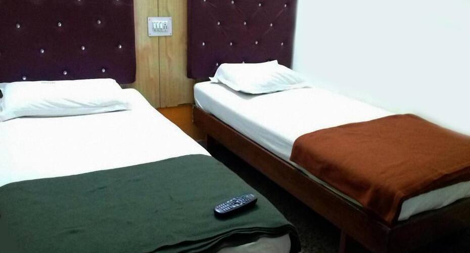 Hotel Santosh Residency, Hyderabad 3