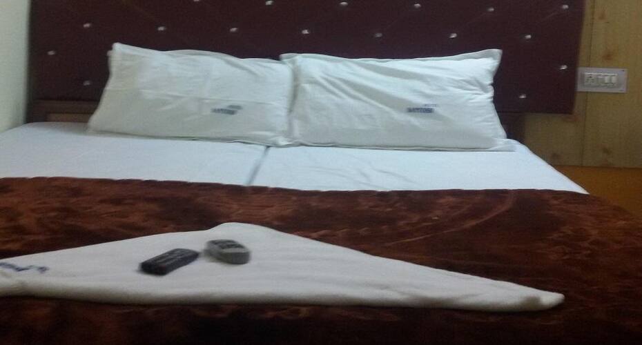 Hotel Santosh Residency, Hyderabad 5