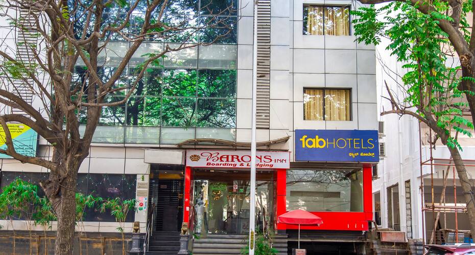 Fabhotel Barons Inn Jayanagar, Bangalore 4