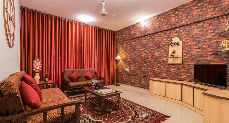 Vintage Styled - 2 BHK Apartment, Mumbai 2