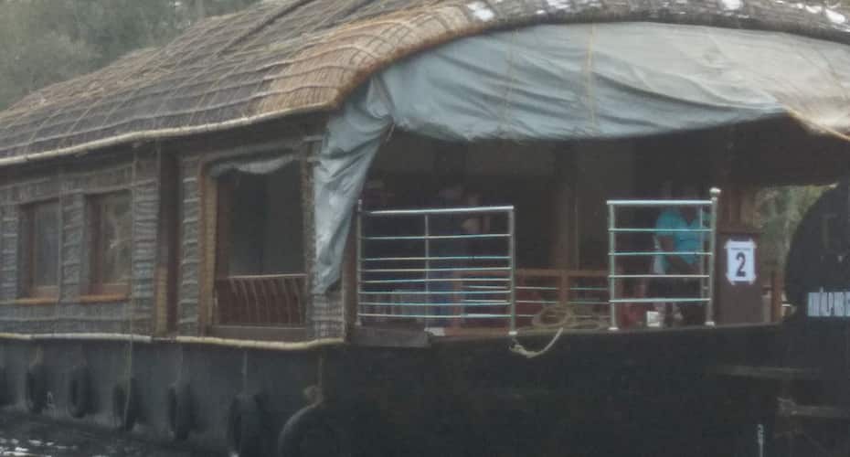 Kerala Tour Holidays Honeymoon Suites, Alleppey 2