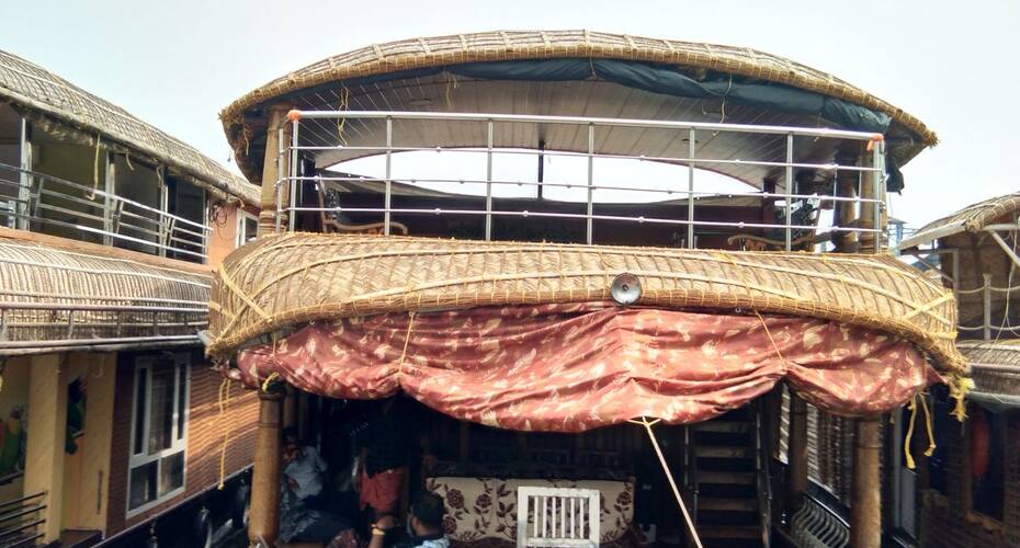 Kerala Thekkan 3 Bed, Alleppey 2