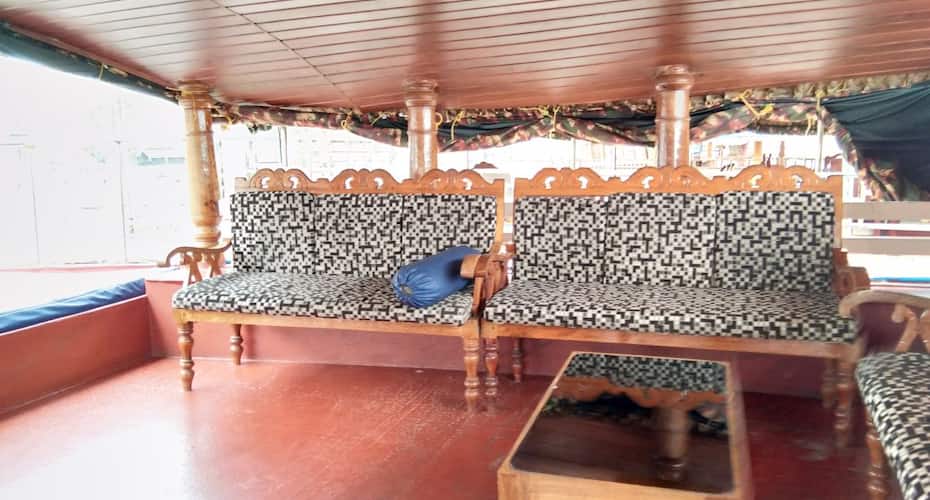 Kerala Thekkan 3 Bed, Alleppey 3