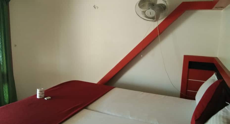 Carnival Cruise House Boat, Alleppey 4