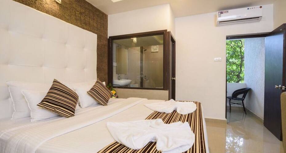 ريناسا كاندوليم كوست, Goa 4