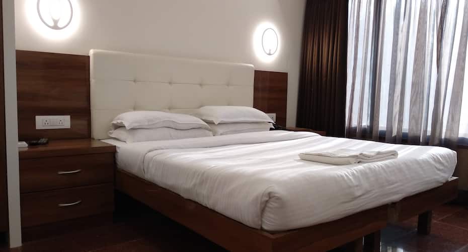 Hotel Milan International Mumbai Price Reviews Photos Address