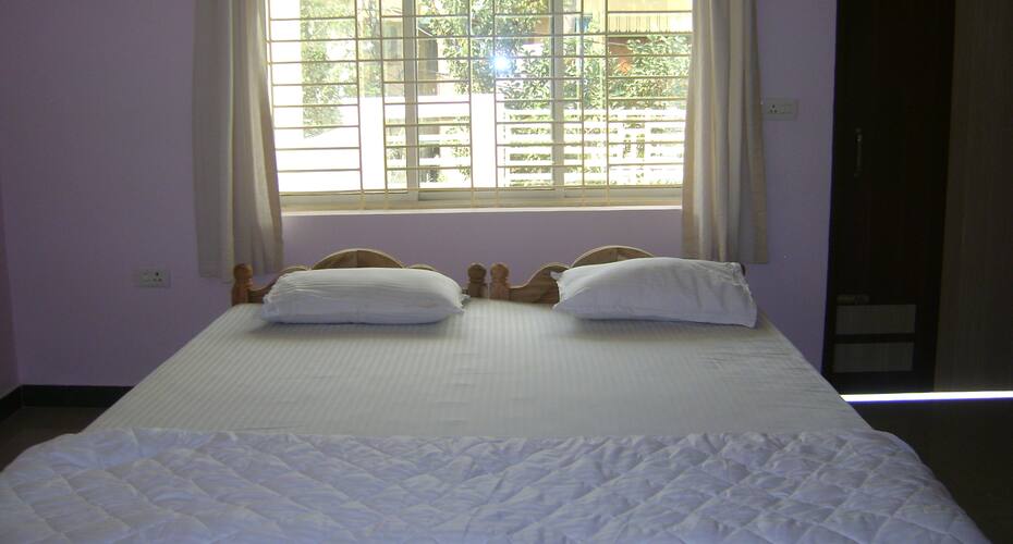 Deluxe Park Villa, Bhubaneswar 3