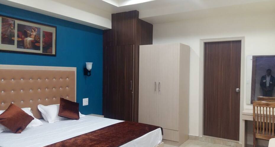Hotel Zorba, Rohtak 3