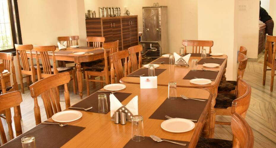 Times Raj Mahal, Nathdwara 4