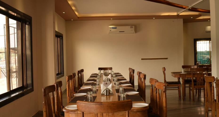 Times Raj Mahal, Nathdwara 5