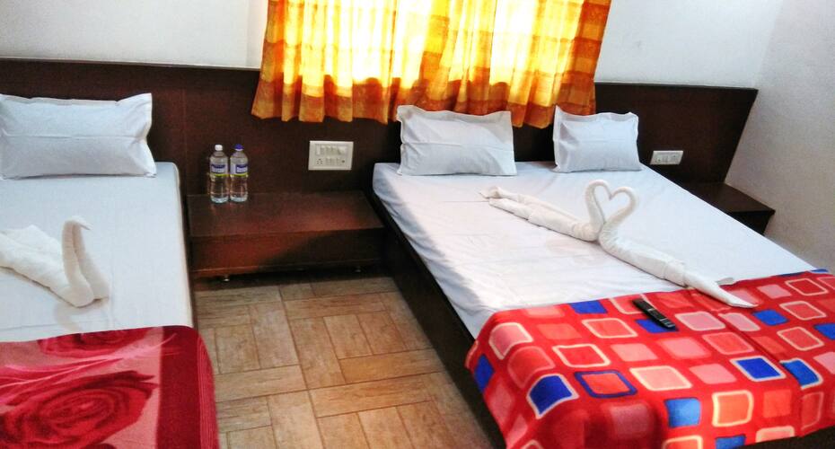 Kings Hotel, Shirdi 3
