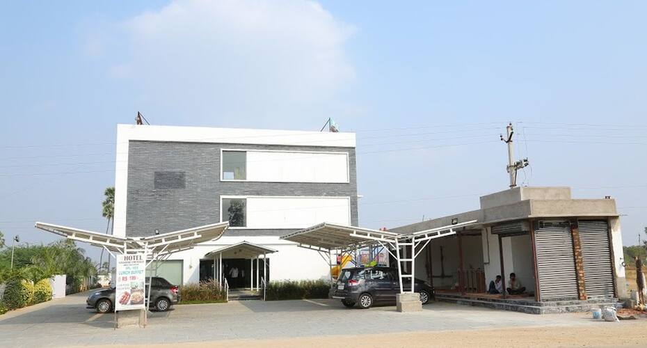 Hotel Sannidhi Emerald, Yadagirigutta 2