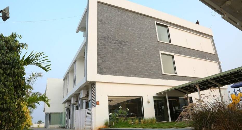 Hotel Sannidhi Emerald, Yadagirigutta 1