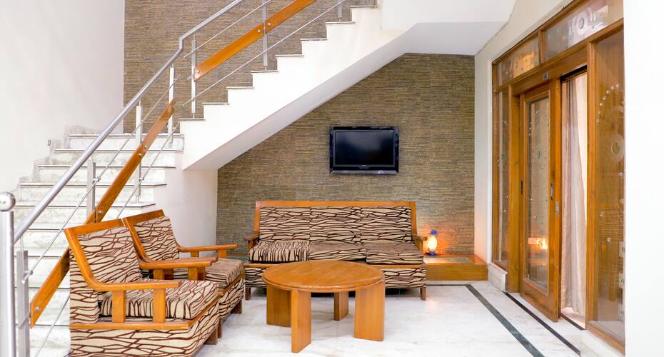 Star Guest House, Panchkula 4