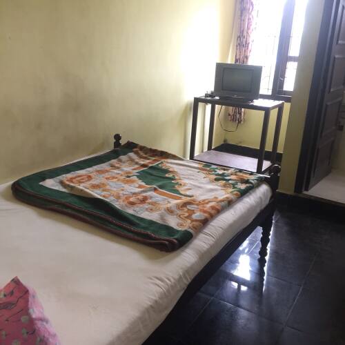 Swarna Tourist Home, Munnar 4