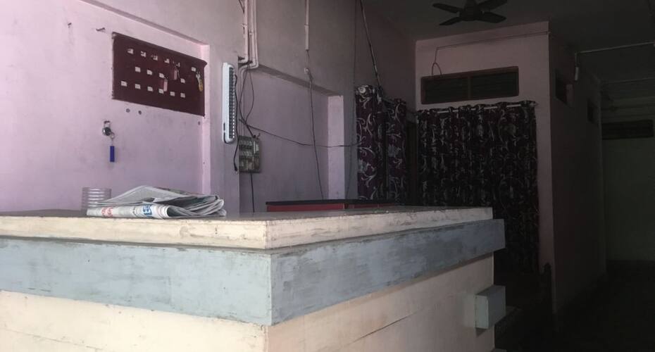 Metro Palace Tourist Home, Kochi 2