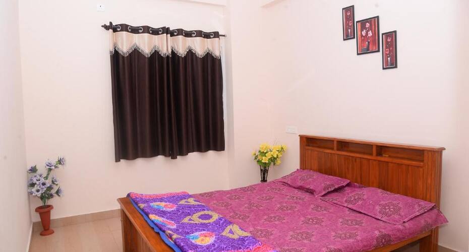 Srivana Durga Service Apartment, Sringeri 2