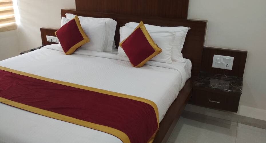 Hotel S G Inn, Bangalore 4