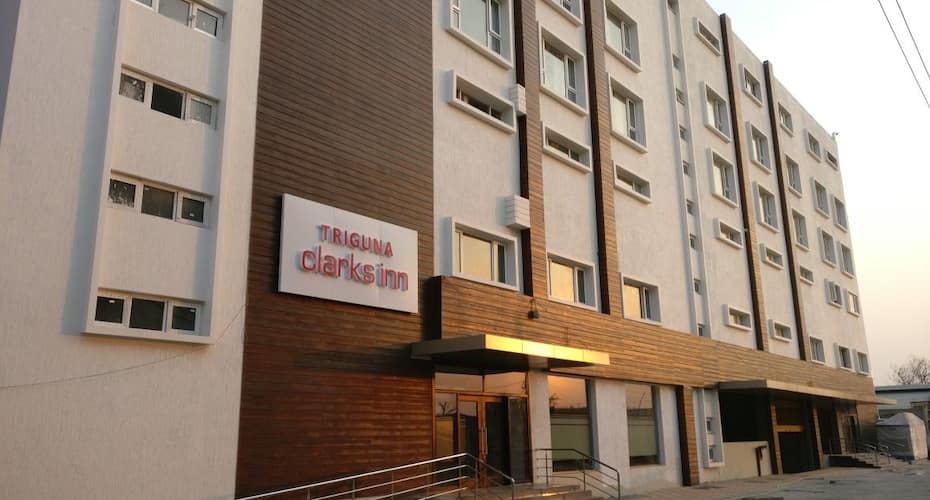 Triguna Clarks Inn, Kurnool 2