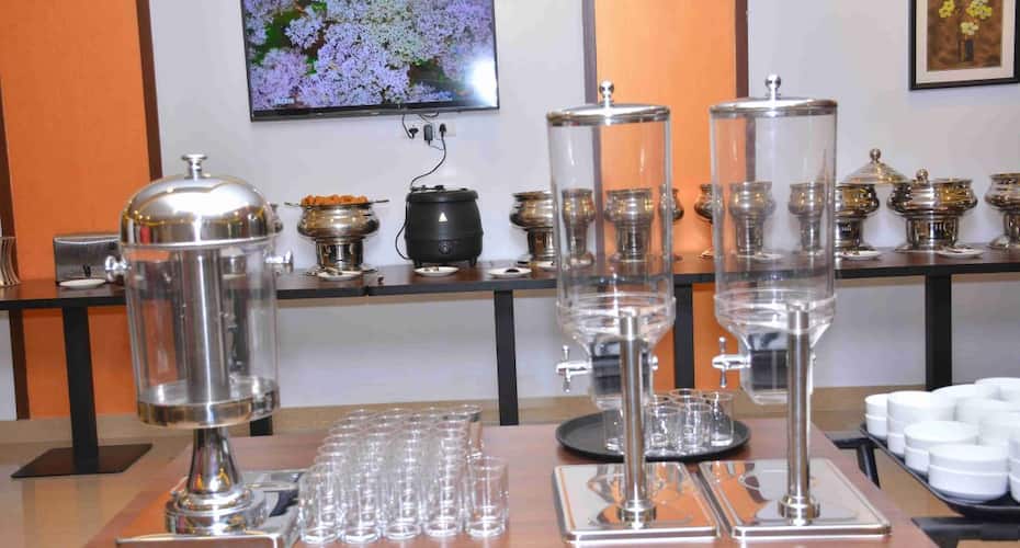 Triguna Clarks Inn, Kurnool 5