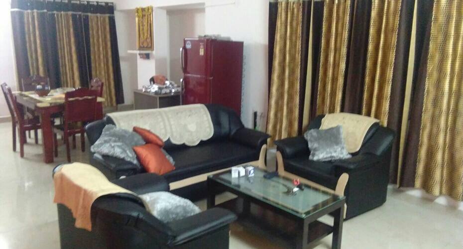 DELUX DOUBLE BEDROOM, Chennai 1