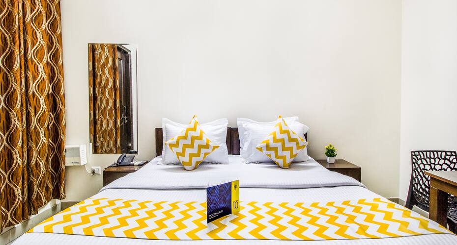 FabHotel Mintstar Sector 38, Gurgaon 5