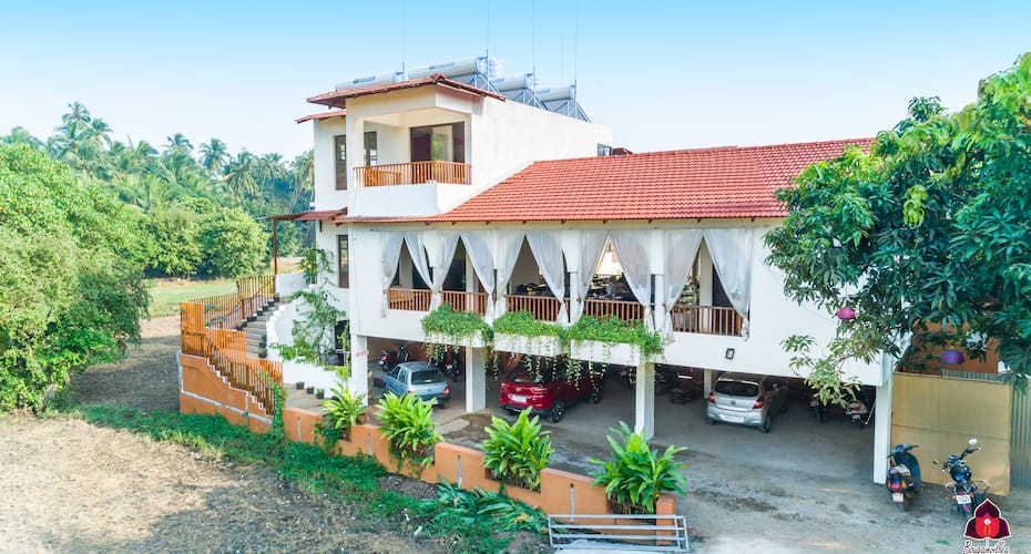 Bouganvillea Boutique Beach House, Alibaug 4