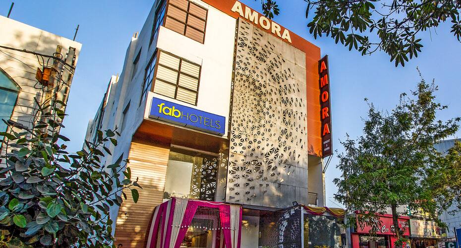 Hotel Amora Dwarka, New Delhi 1