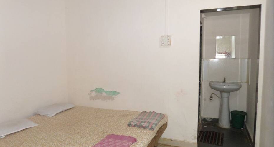 Hotel Shraddha Cottage, Alibaug 2