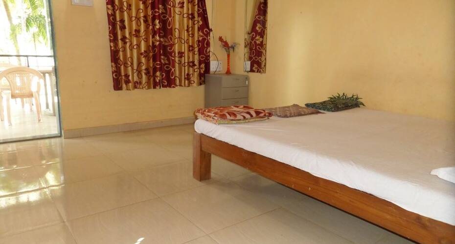 Hotel Shraddha Cottage, Alibaug 4
