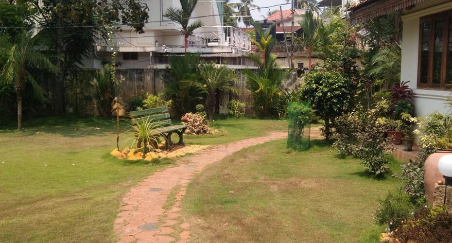 Kaliveedu Lodge, Kochi 2