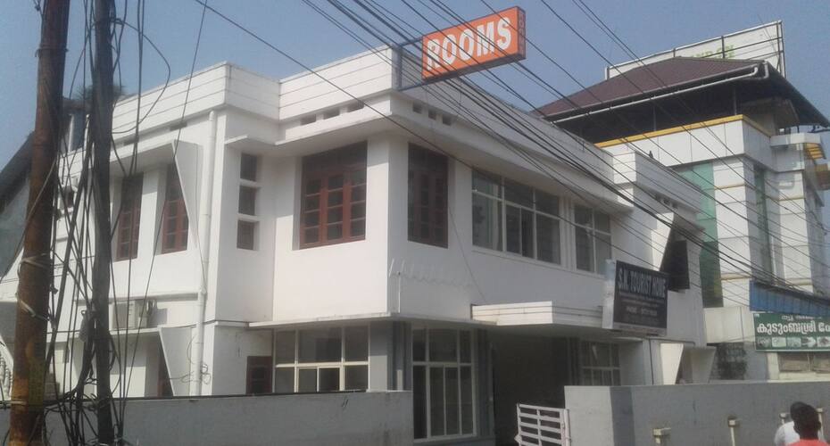 S.N. Tourist Home, Kochi 1